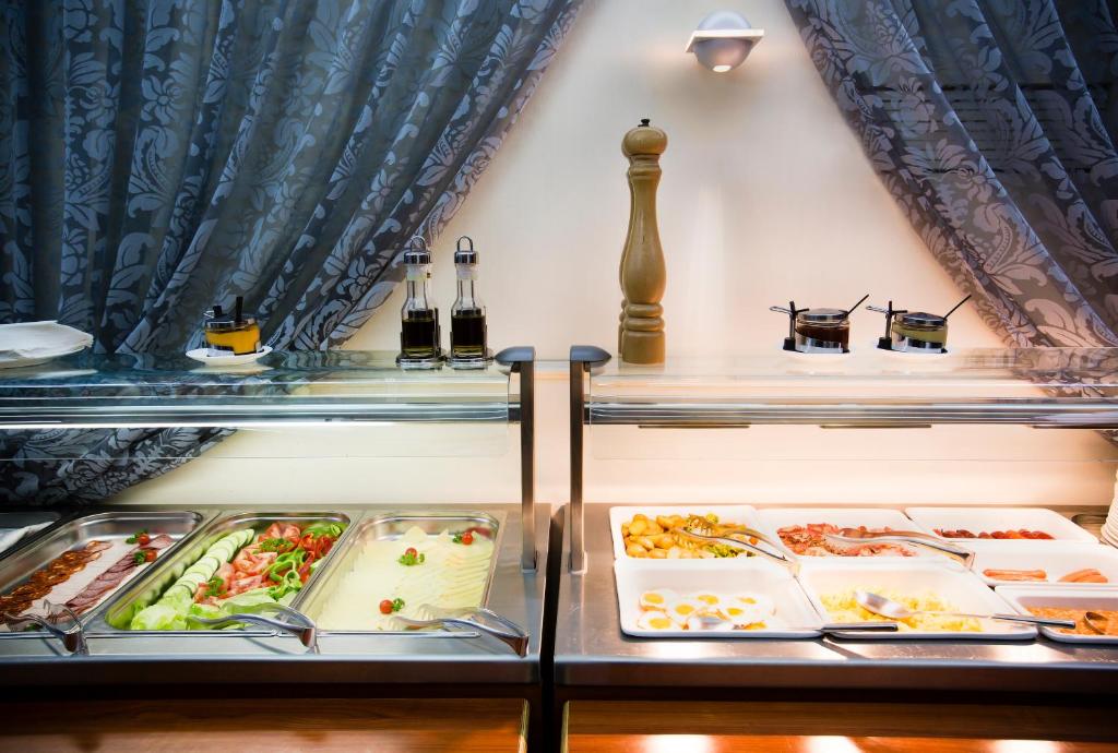 Luxury Family Hotel Royal Palace - Resim 34