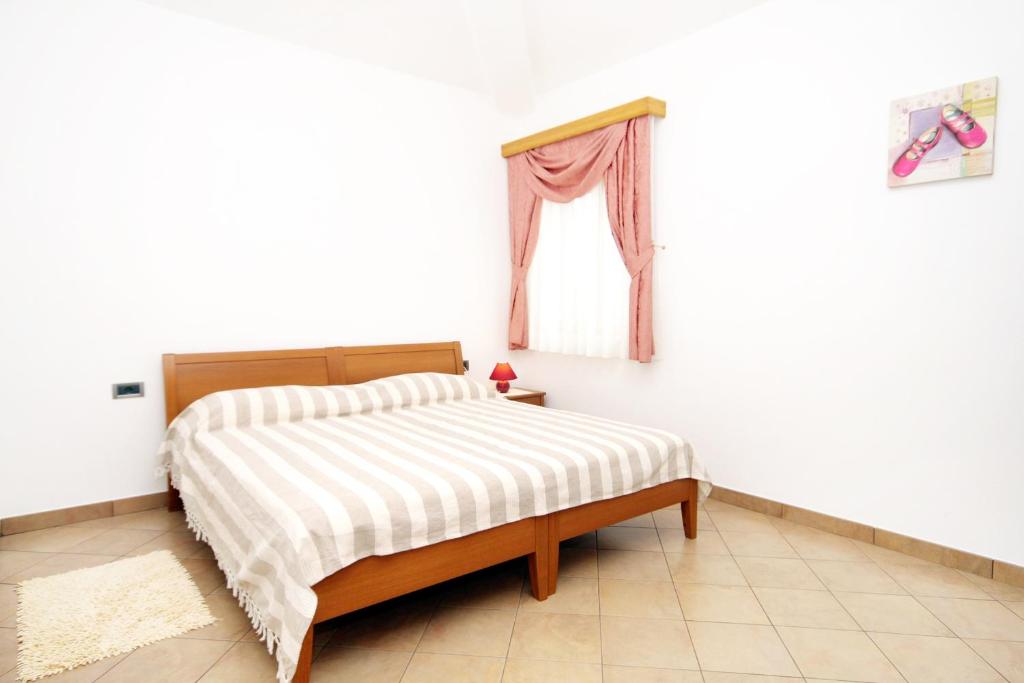 Fotografia z galérie ubytovania Family friendly house with a swimming pool Kanfanar, Central Istria - Sredisnja Istra - 7330 v destinácii Kanfanar