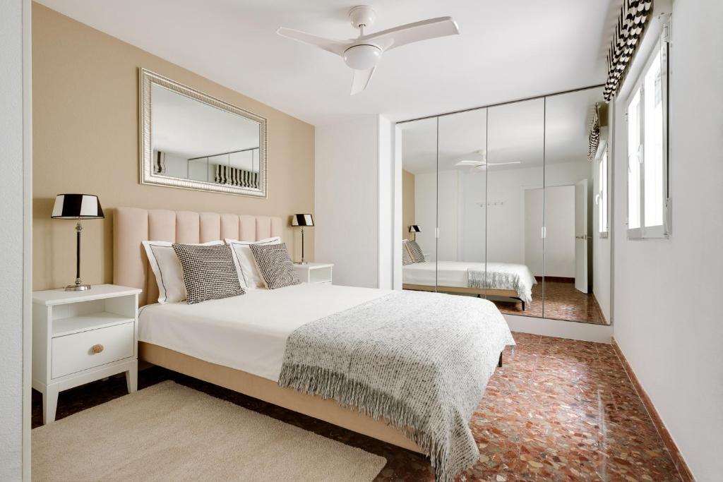 Alicante City Center Apartment - Housity