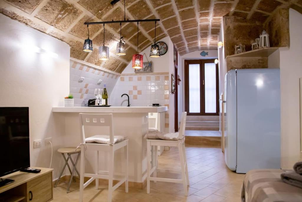 Kuchyňa alebo kuchynka v ubytovaní Casa vacanze da Angela - Erasmo 34