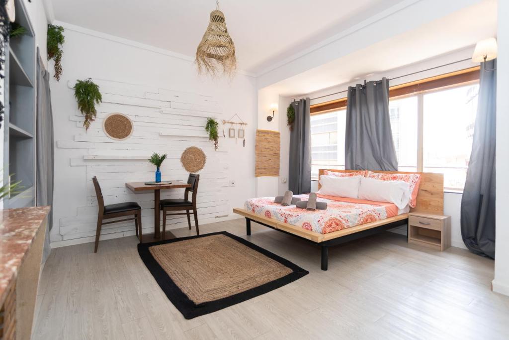 Big Room Happy Alicante, Alicante – Bijgewerkte prijzen 2023
