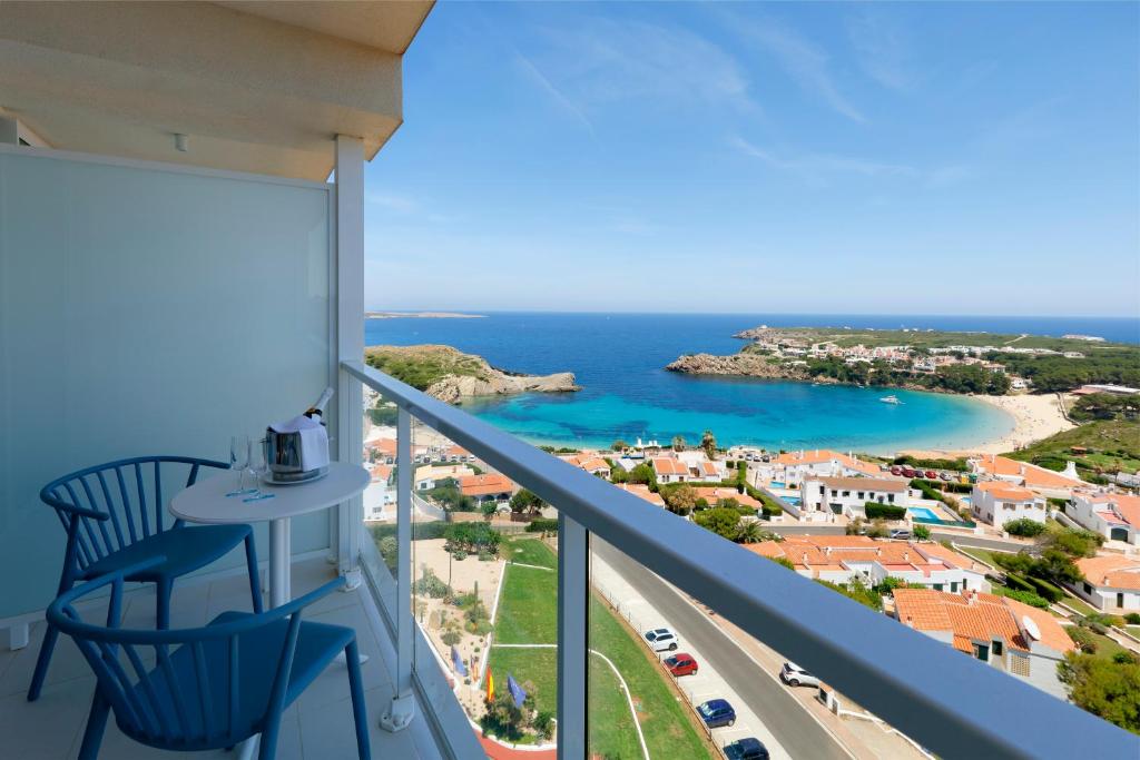 Palladium Hotel Menorca, Arenal den Castell – Precios ...