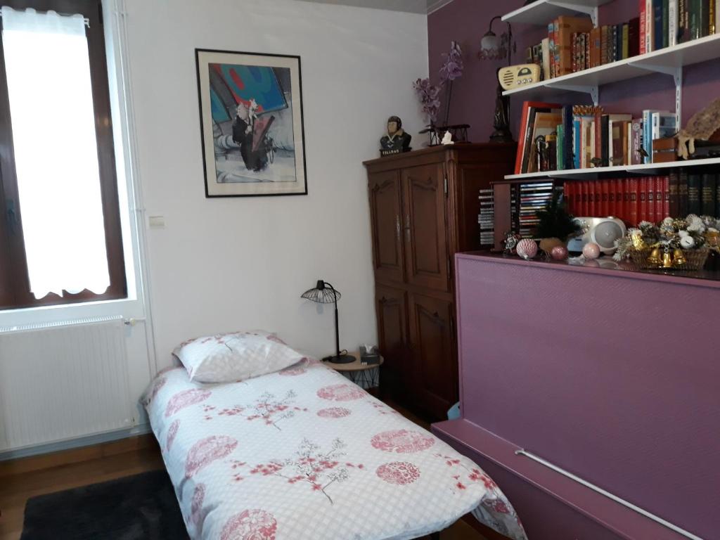 Postel nebo postele na pokoji v ubytování Chambres d'hôtes La Luce