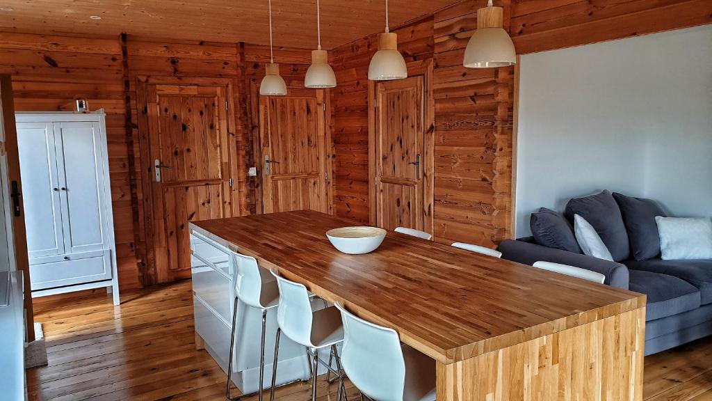 Posedenie v ubytovaní Le Chalet jacuzzi et Détente 4 Étoiles