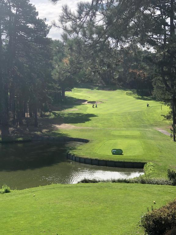 Golf v prázdninového domu nebo okolí