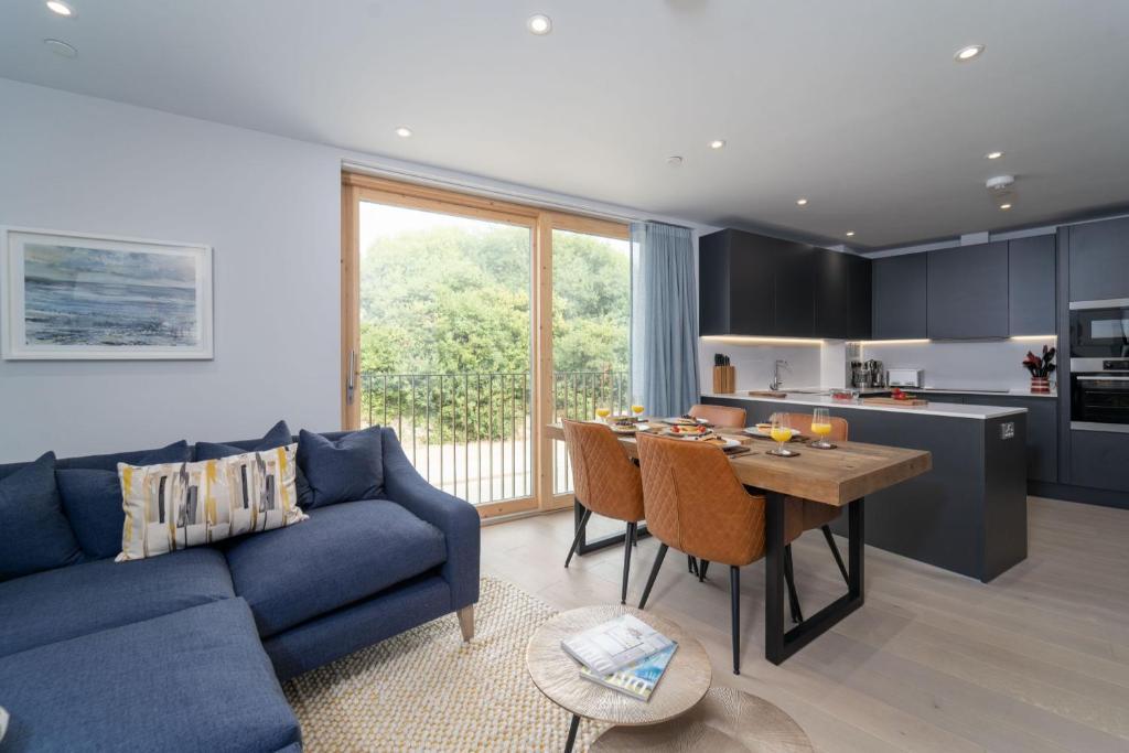 Surfside, Hayle (updated prices 2024)