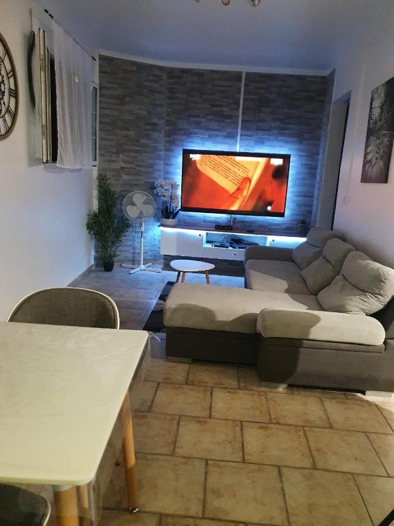 Televisor o centre d'entreteniment de La Maison ka