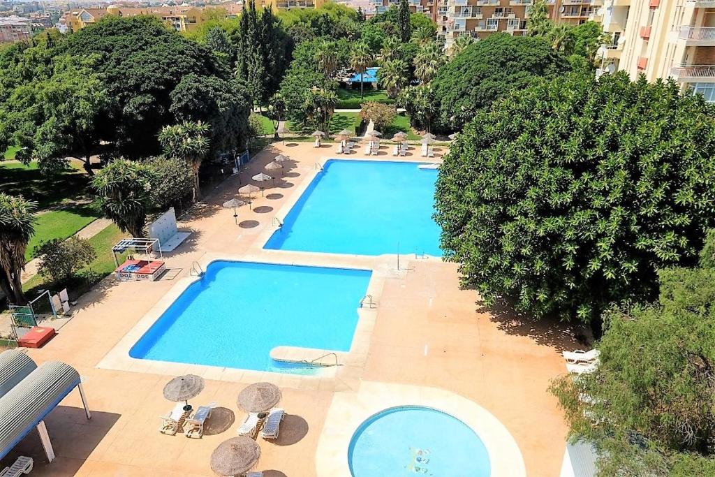 Výhled na bazén z ubytování Benalmadena Iris Sunsea Apartment nebo okolí