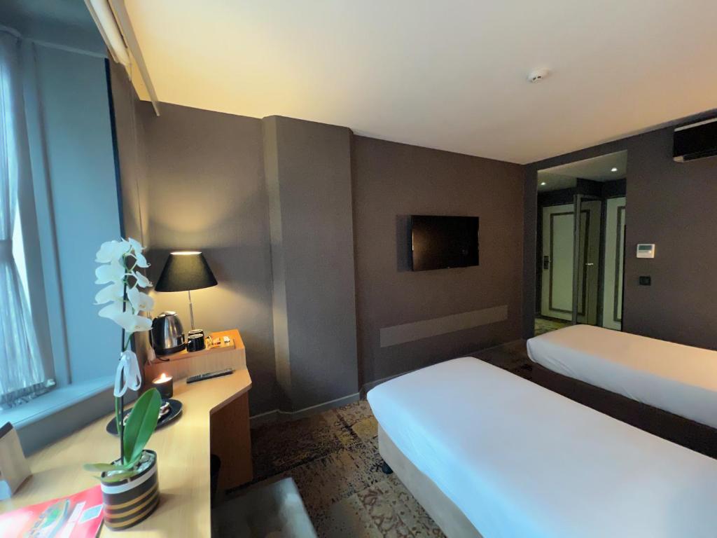 All Seasons Hotel - Habitación Doble