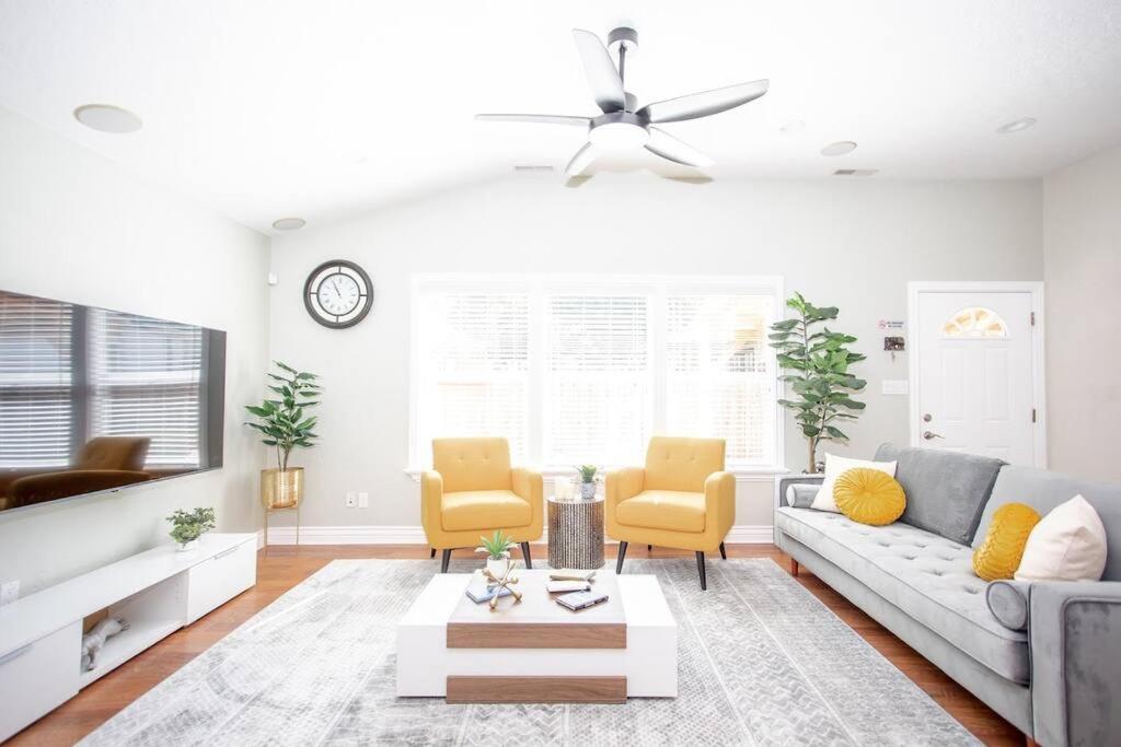 Concord beautiful 2-bedroom villa - Housity