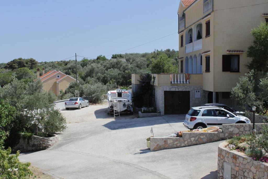 Budova, v ktorej sa apartmán nachádza