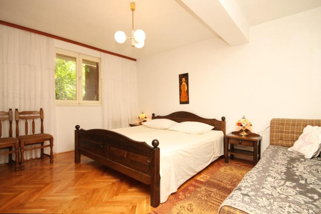 Zdjęcie z galerii obiektu Apartments by the sea Veli Rat, Dugi otok - 8129 w mieście Veli Rat
