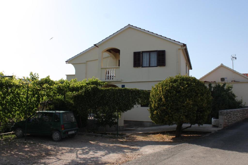 Budynek, w którym mieści się apartament