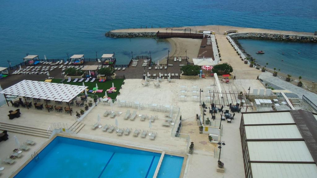 Nespecifikovaný výhled na moře nebo výhled na moře při pohledu z hotelu