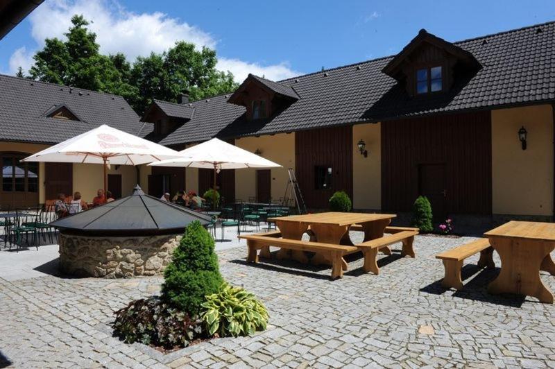 Budova, kde se hotel nachází