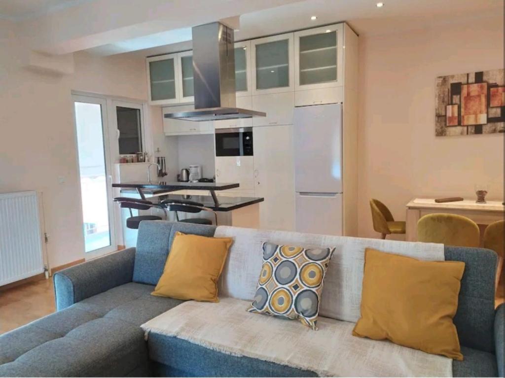 Stylish Modern Apartment heart of Marousi, Athens (updated prices 2024)