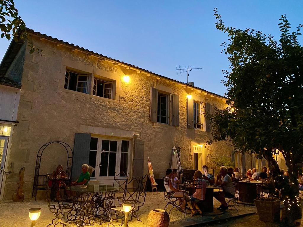 Le Relais D'Aulnay, Aulnay (updated prices 2025)