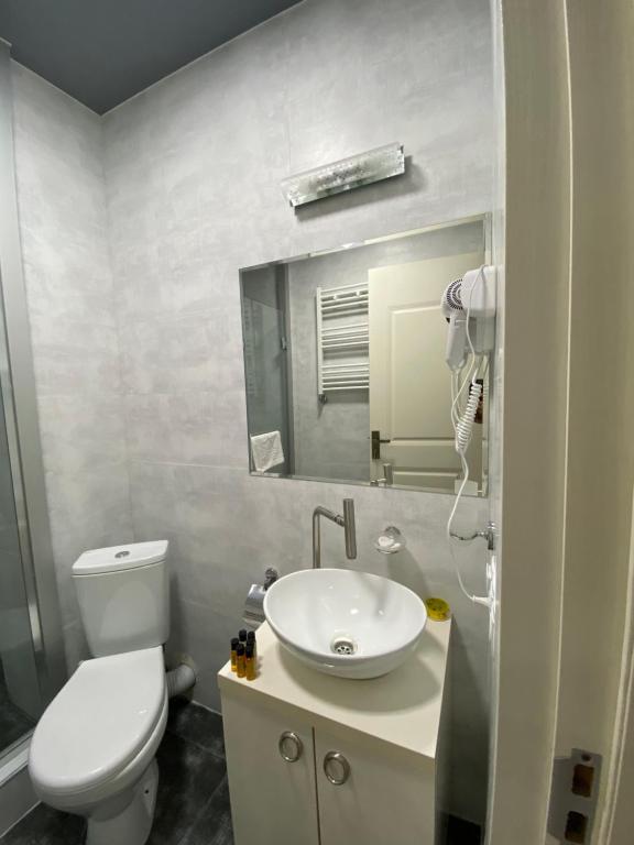 Koupelna v ubytování Hotel Rustaveli