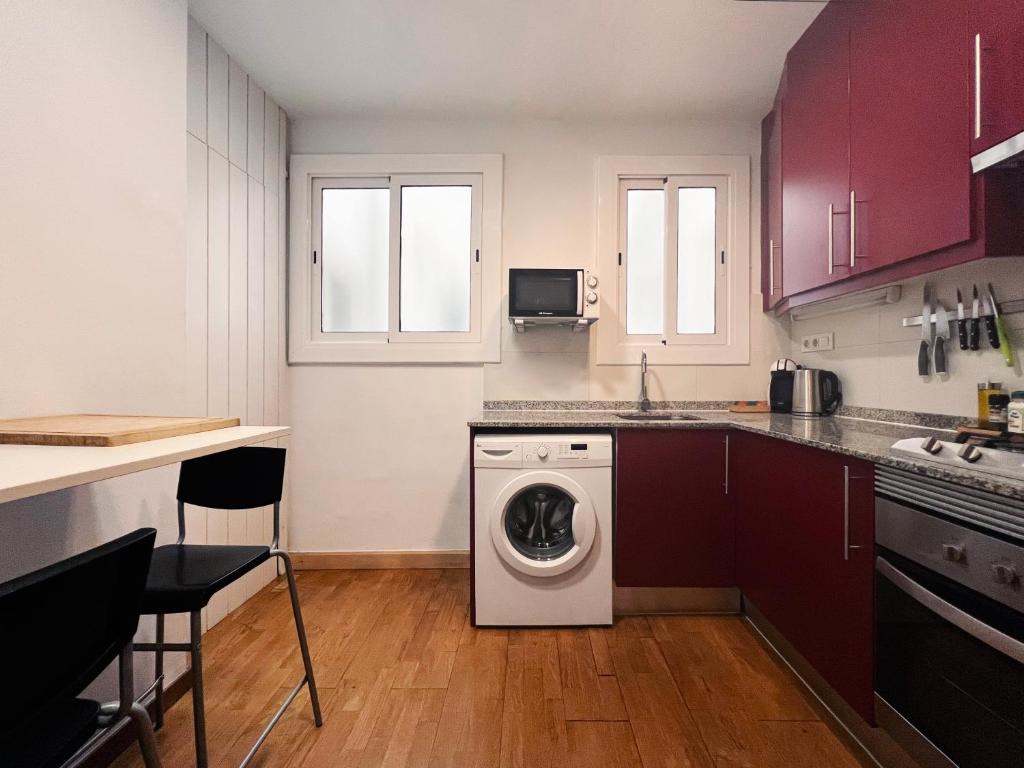 Kuchyň nebo kuchyňský kout v ubytování Stay U-nique Apartments Aribau II
