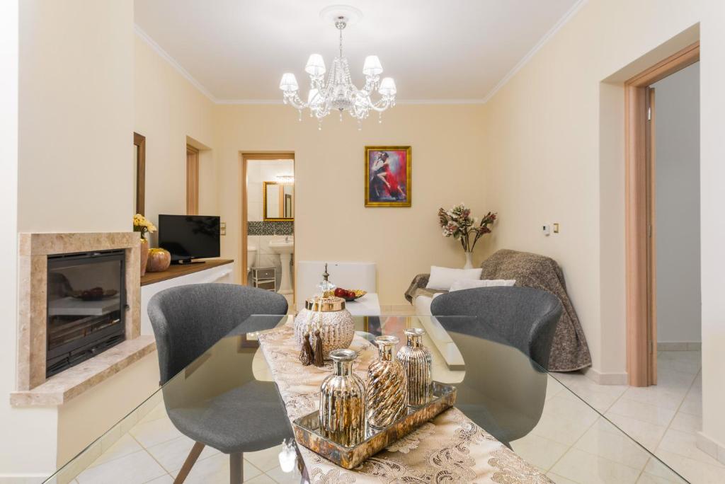 O zonă de relaxare la Danae Luxury Apartment