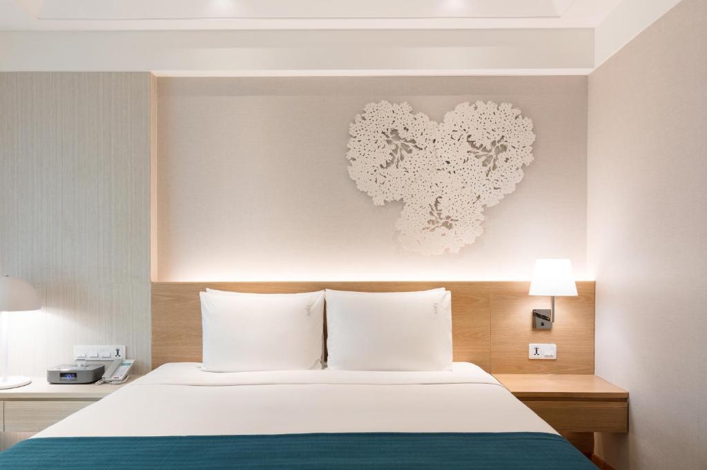 
Premium King Room - Smoking
