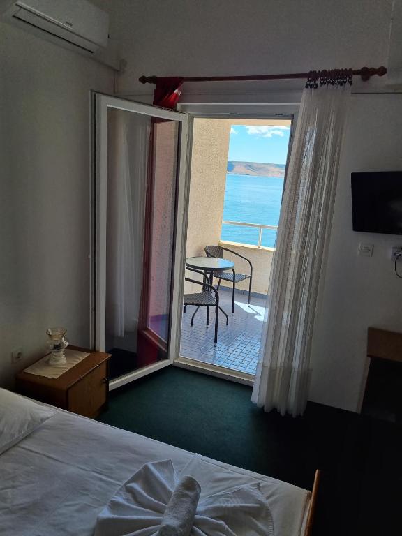 Posteľ alebo postele v izbe v ubytovaní Bed and Breakfast MIRAMAR
