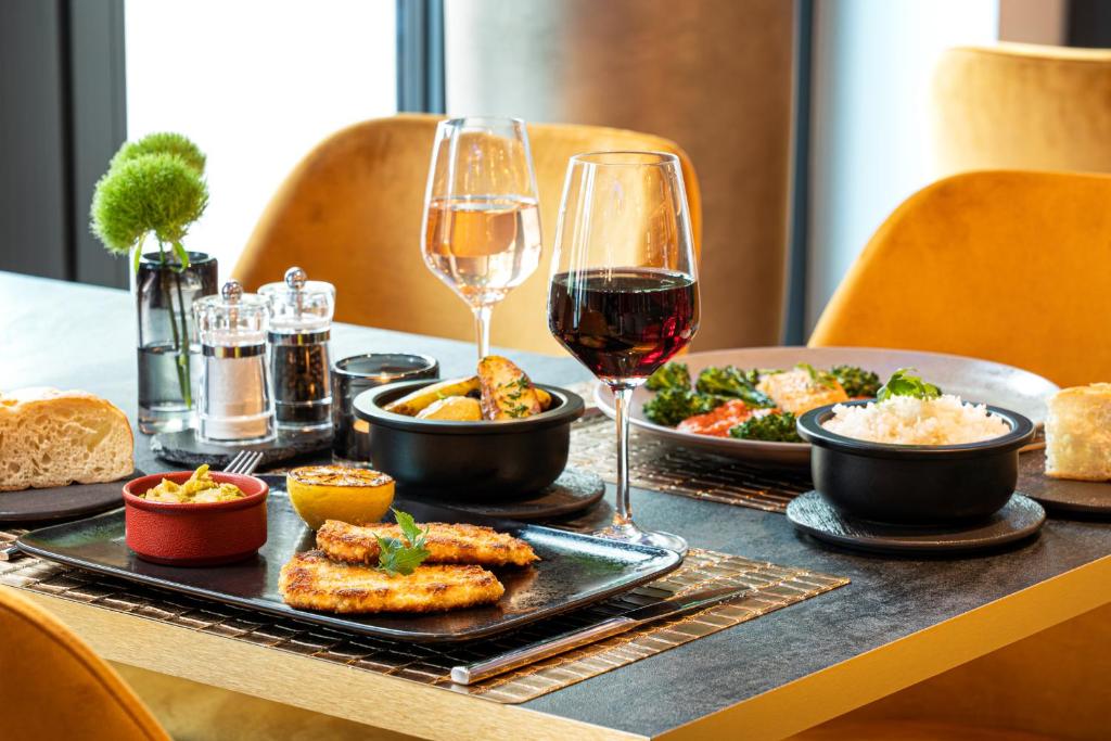 Leonardo Hotel Hamburg Altona - Resim 23