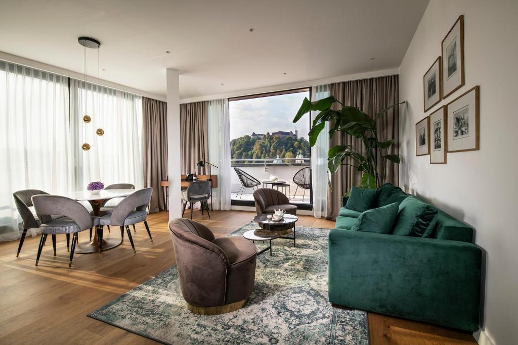 
"Above the City" Suite with Terrace and Castle View
