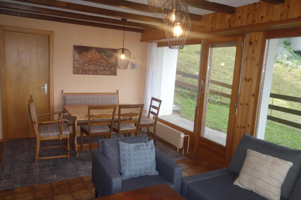 Posezení v ubytování Orée du Bois PLEASANT & COSY apartments
