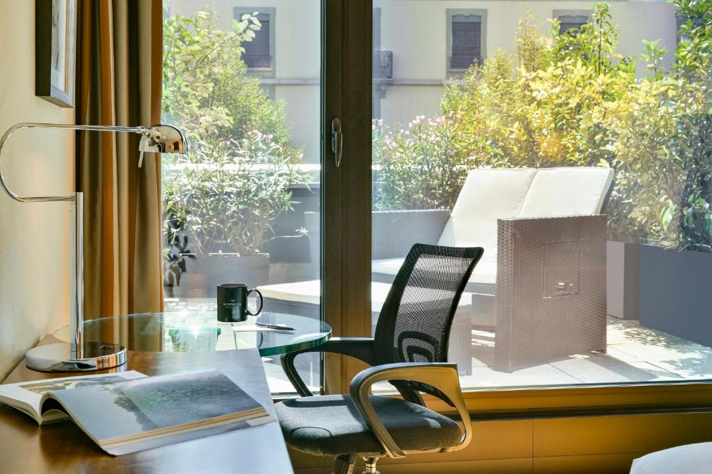 Warwick Geneva - Resim 8