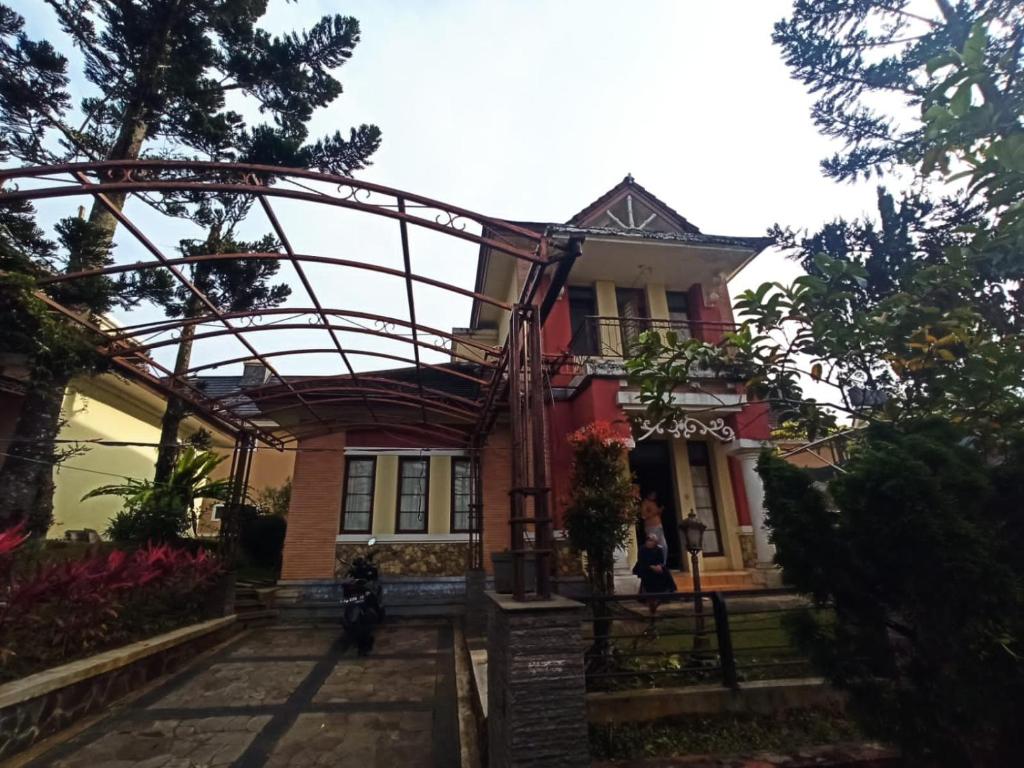 Villa/vila kota bunga kartun - Housity