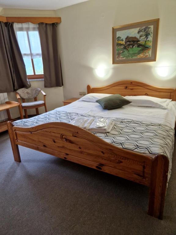 Giường trong phòng chung tại Guesthouse Jelenov greben