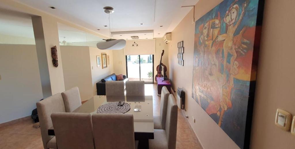 Excelente Depto para 4 pers en zona estratégica - Housity