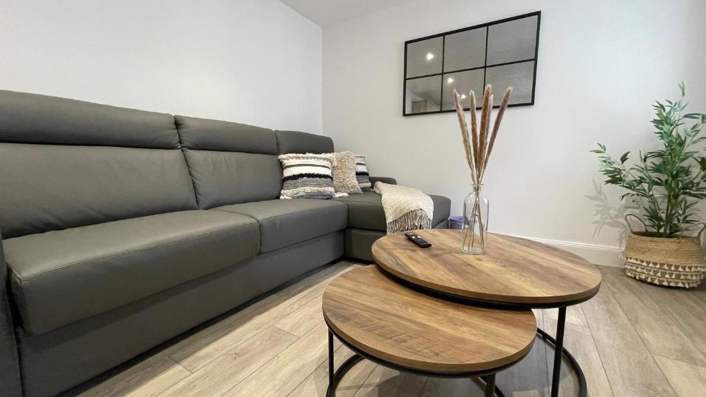 The Forge, Elegant Luxury Apartment with Bike store - Sleeps 4 - Appartement Met één Slaapkamer
