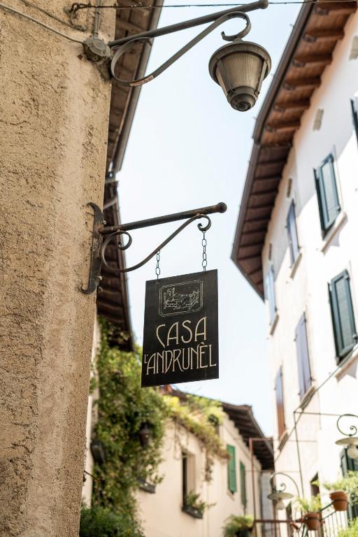 Fotografie z fotogalerie ubytování Casa L'Andrunèl v destinaci Limone sul Garda