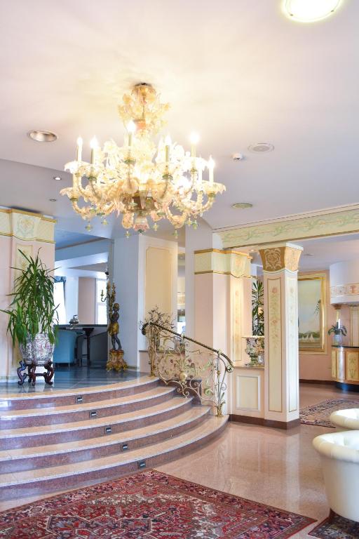 Fotografie z fotogalerie ubytování Hotel Astoria v destinaci Stresa