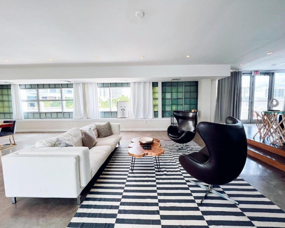 North Beach Hotel - Penthouse I