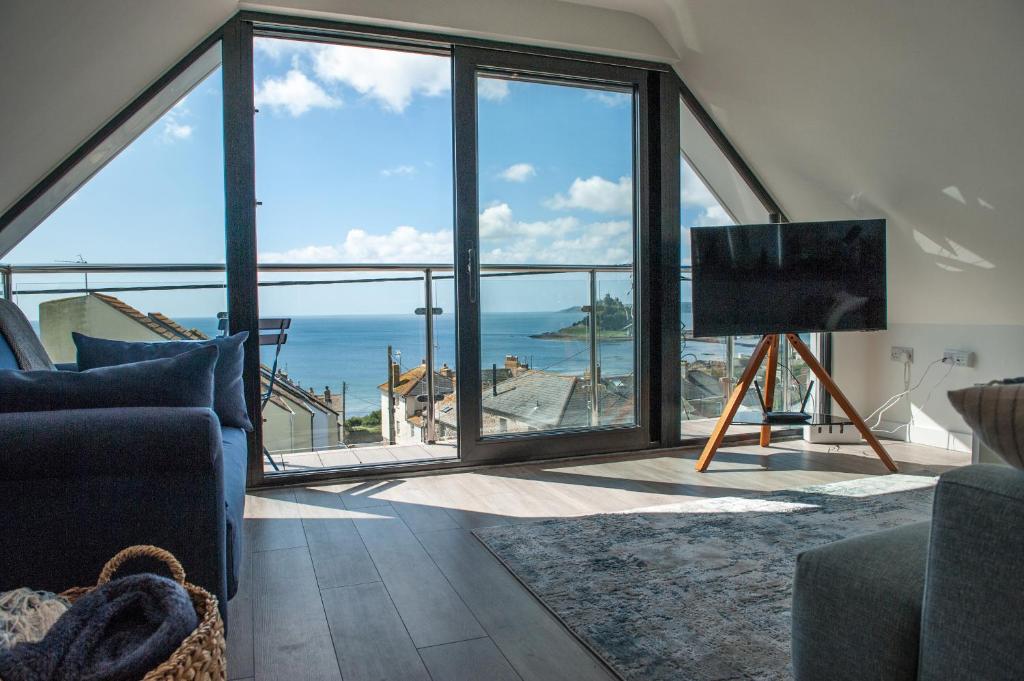 Marazion Attic, Marazion (updated prices 2024)