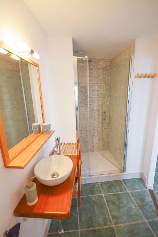 Koupelna v ubytování Casa Rosario, Frigiliana Large Historic Townhouse with Amazing Roof terrace HansOnHoliday Rentals