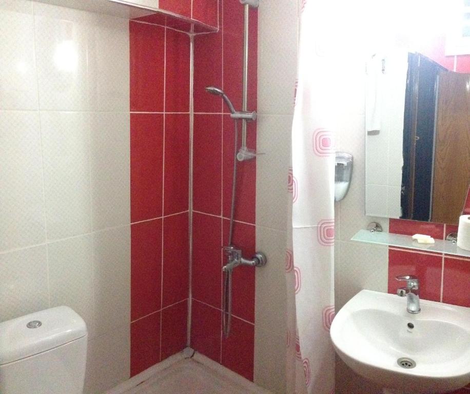 A bathroom at Hotel Oz Villa