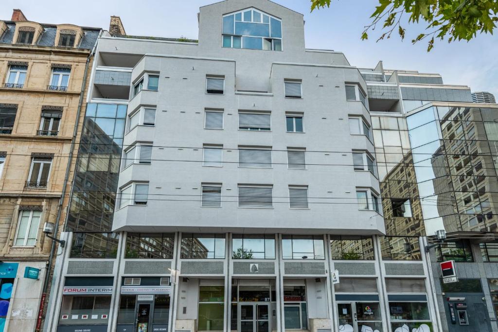 Budynek, w którym mieści się apartament