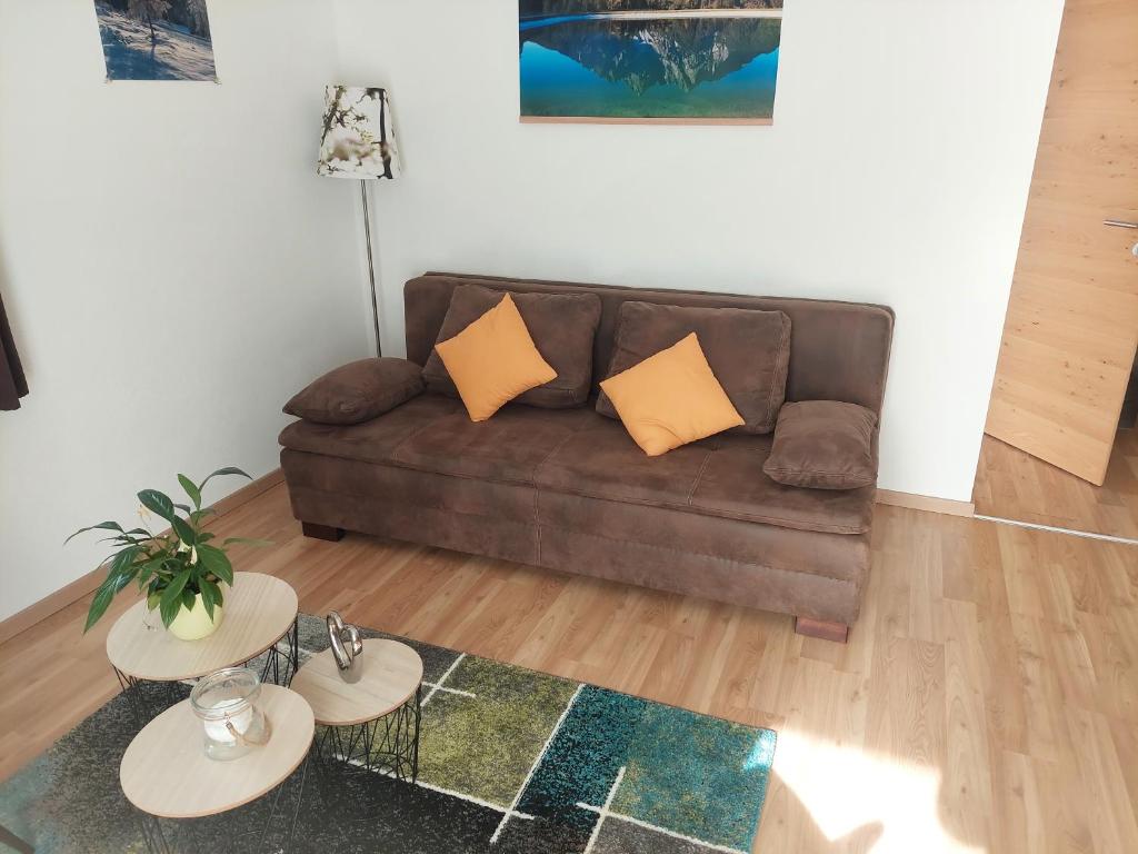 A seating area at Appartement Naturnah