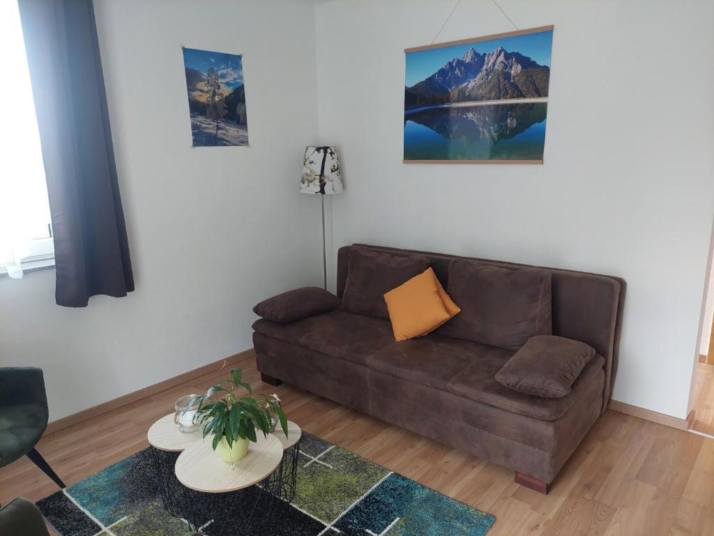 A seating area at Appartement Naturnah
