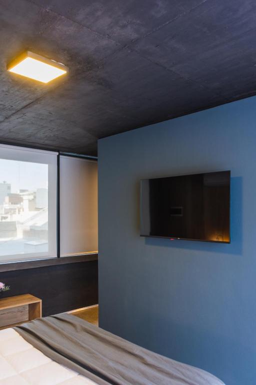 TV a/nebo společenská místnost v ubytování Faz Hostel