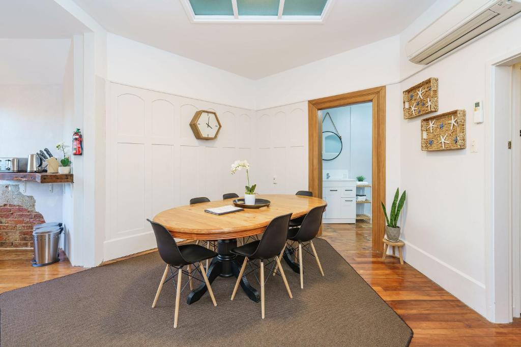 Esplanade Apartments - Resim 43