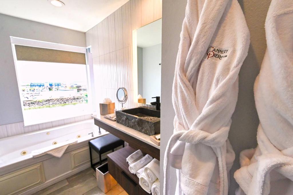 Fotografie z fotogalerie ubytování Cannery Pier Hotel & Spa v destinaci Astoria