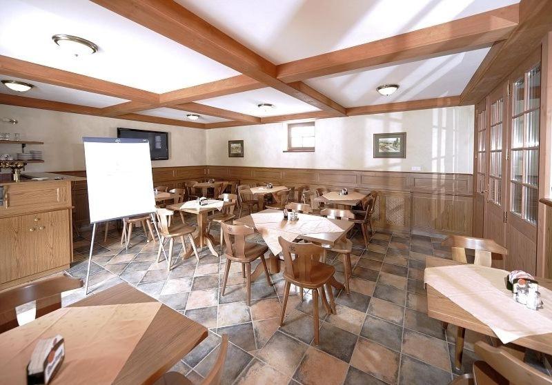 Restaurace v ubytování Hotel Svatý Tomáš