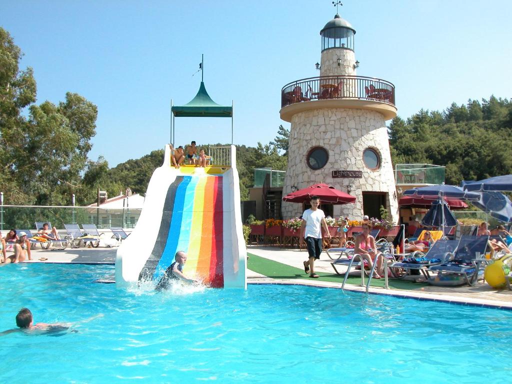 Bazén v ubytování Grand Cettia Hotel nebo v jeho okolí