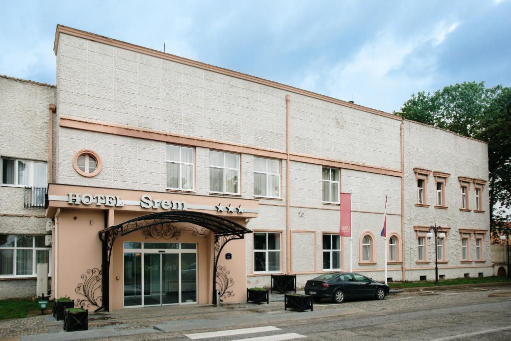 Budova, kde se hotel nachází