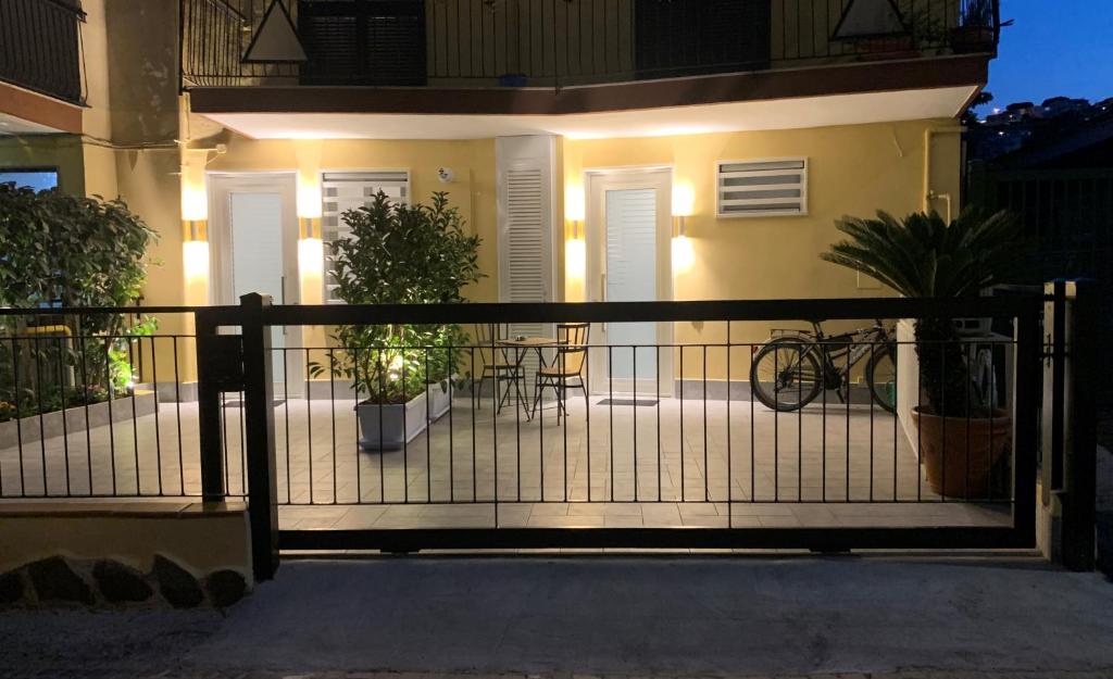 Zdjęcie z galerii obiektu La Casa di Mina w mieście Monte di Procida
